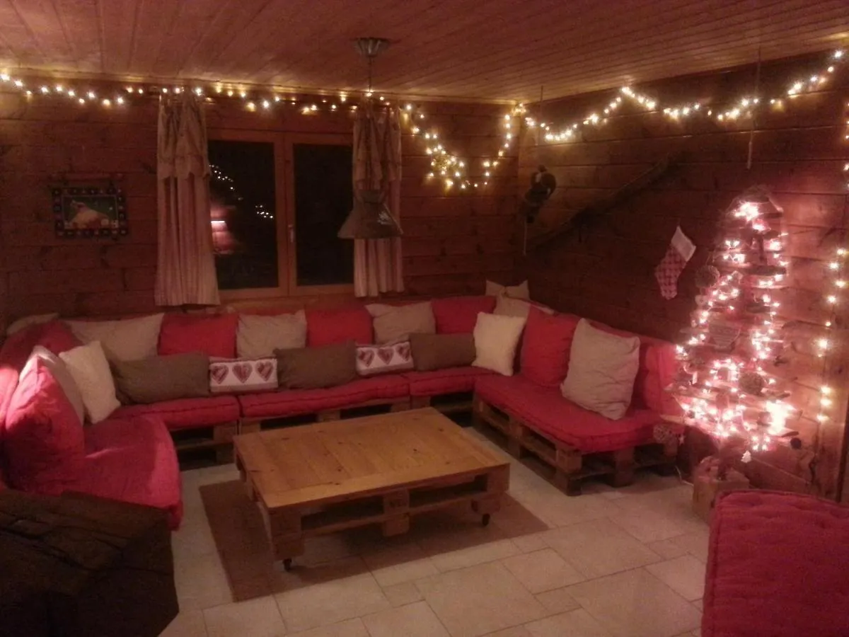 בית נופש Tuzaguet Le Chalet Hautes Pyrenees צרפת