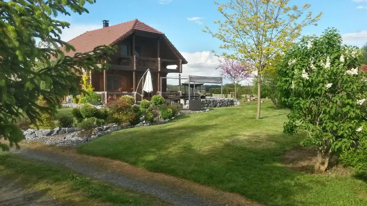 בית נופש Tuzaguet Le Chalet Hautes Pyrenees צרפת